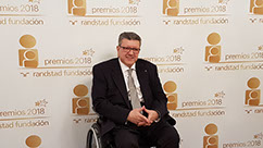 Compromiso y Liderazgo Inspirador por convertirse en un referente en el campo de la accesibilidad y por crear el concepto de accesibilidad desap