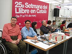 Firma de libros en la 25ª Edición de la Semana del Libro en Catalán. 2007